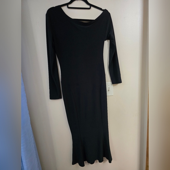Norma Kamali Black Norma KamaliLong Sleeve Drop Shoulder Fishtail Dress - Picture 12 of 12